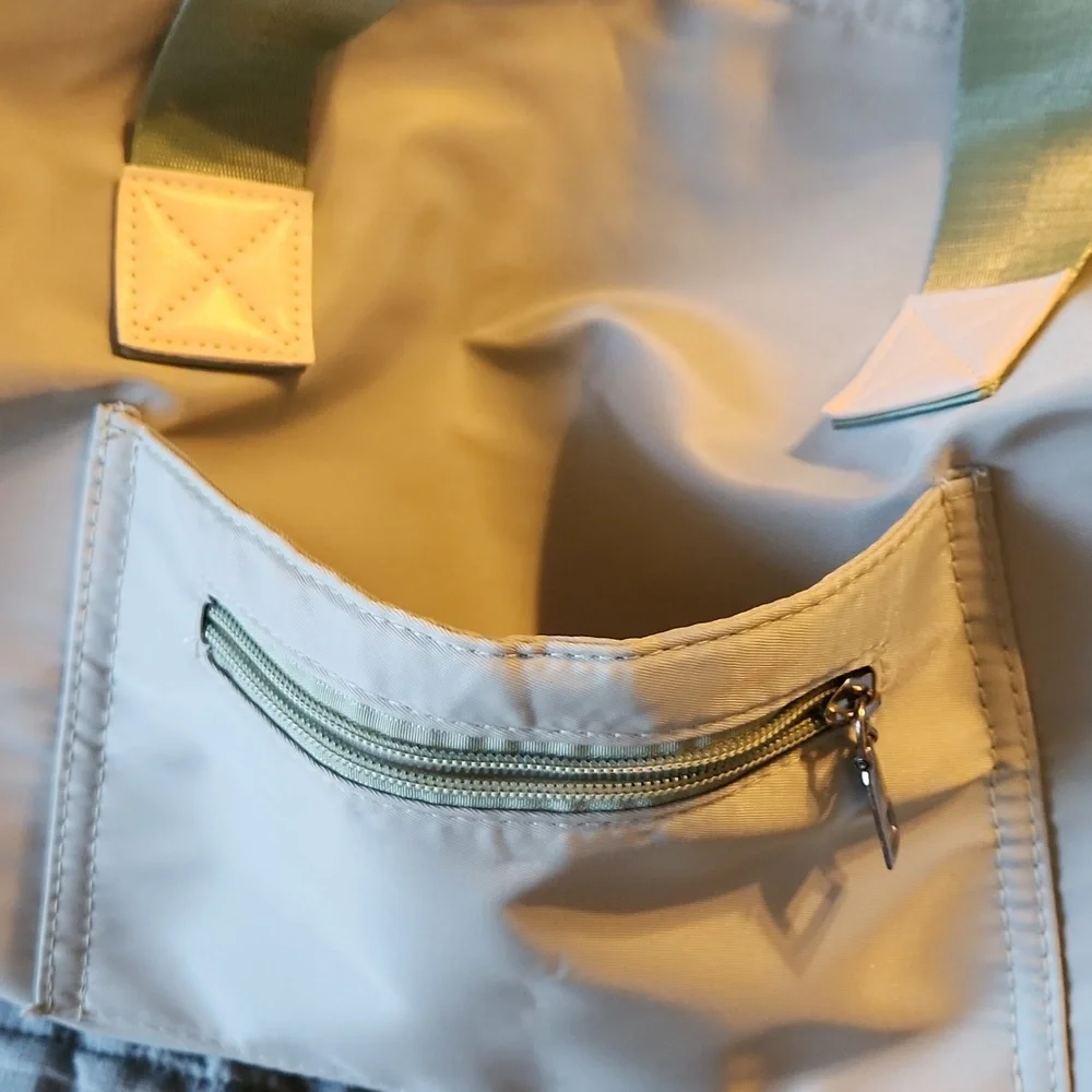 Stylish Sage Green Duffel Bag - Picture 2 of 11